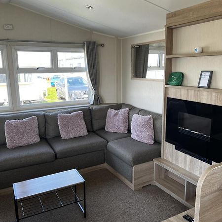 Moonstone Lymington Hotel เลส์ดาวน์-ออน-ซี ภายนอก รูปภาพ