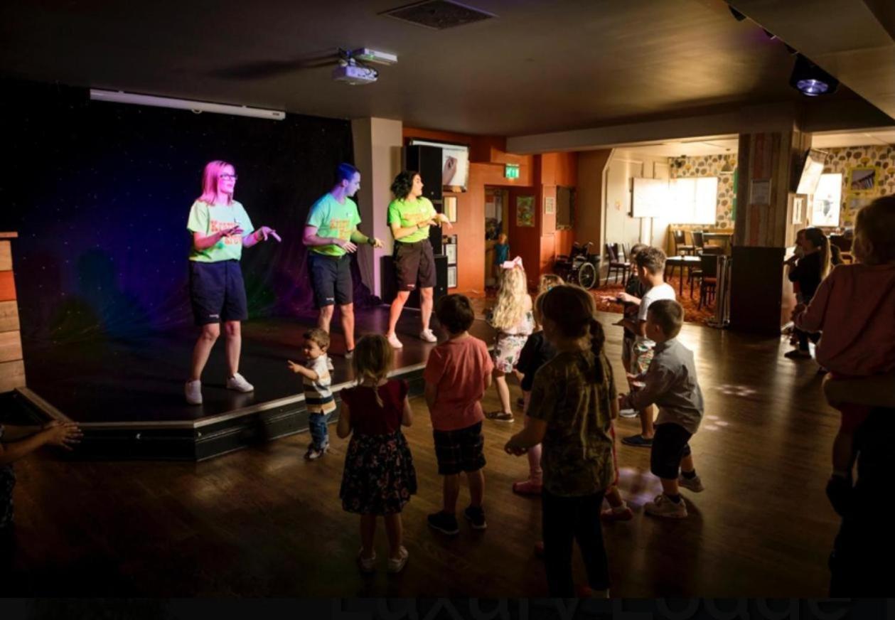 Moonstone Lymington Hotel เลส์ดาวน์-ออน-ซี ภายนอก รูปภาพ
